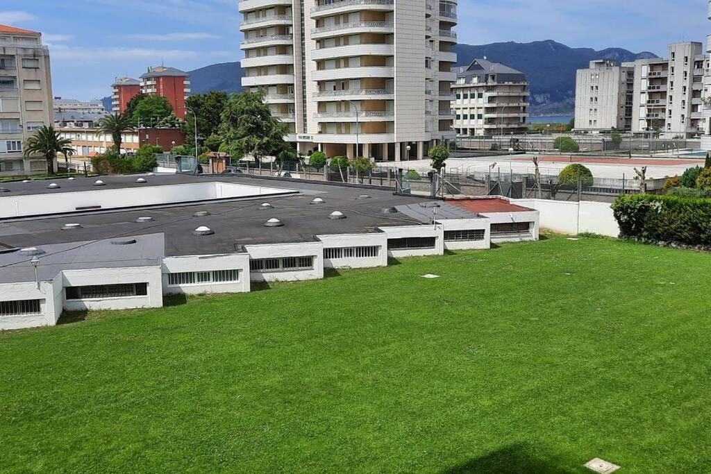 Reformado, A 2Min De Playa, En La Mejor Zona. Appartement Laredo Buitenkant foto