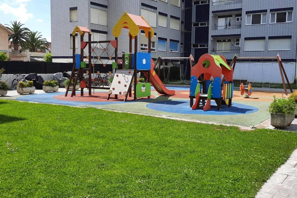 Reformado, A 2Min De Playa, En La Mejor Zona. Appartement Laredo Buitenkant foto